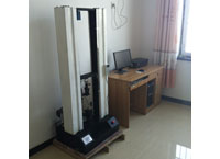 實(shí)驗(yàn)室左側(cè)